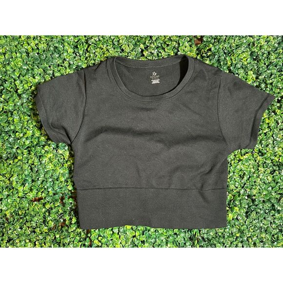Aerie Offline Black Workout Cropped Top Size Medium - Picture 1 of 3